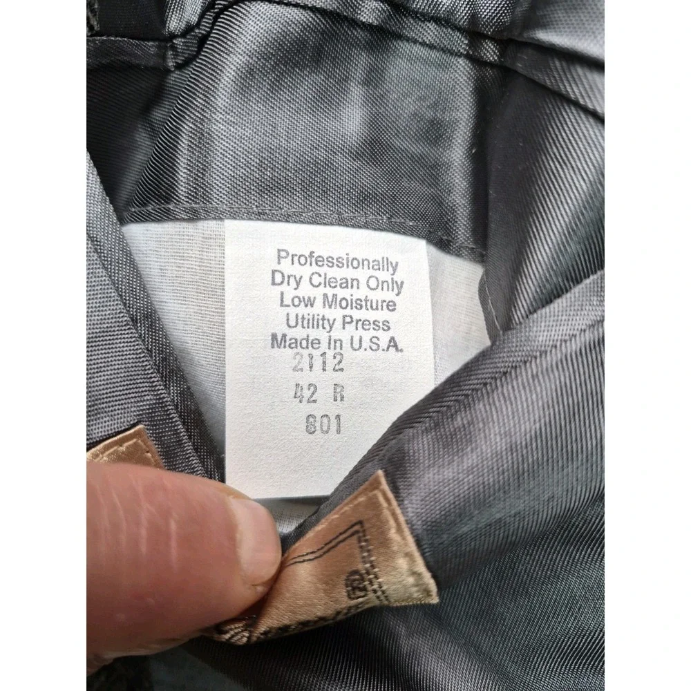 Croft & Barrow Vintage 44R Gray Wool Herringbone Blazer Mens 2 Button Sport Coat